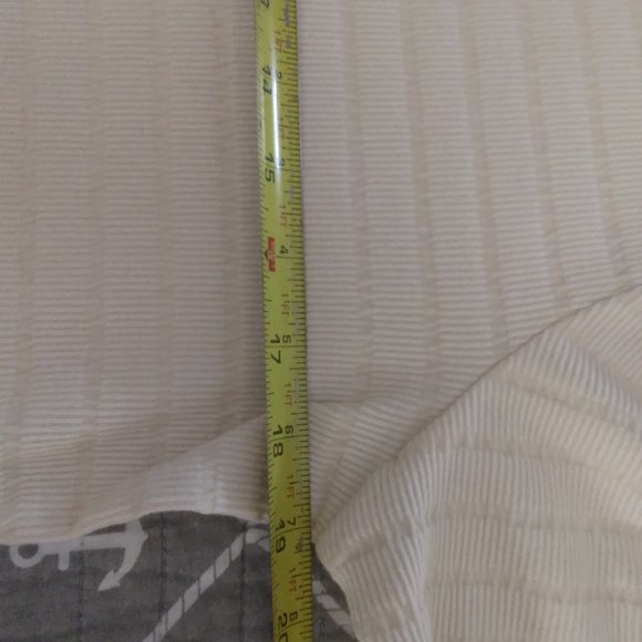 Ann Taylor Cream Blouse with buttons NWT - Picture 10 of 12